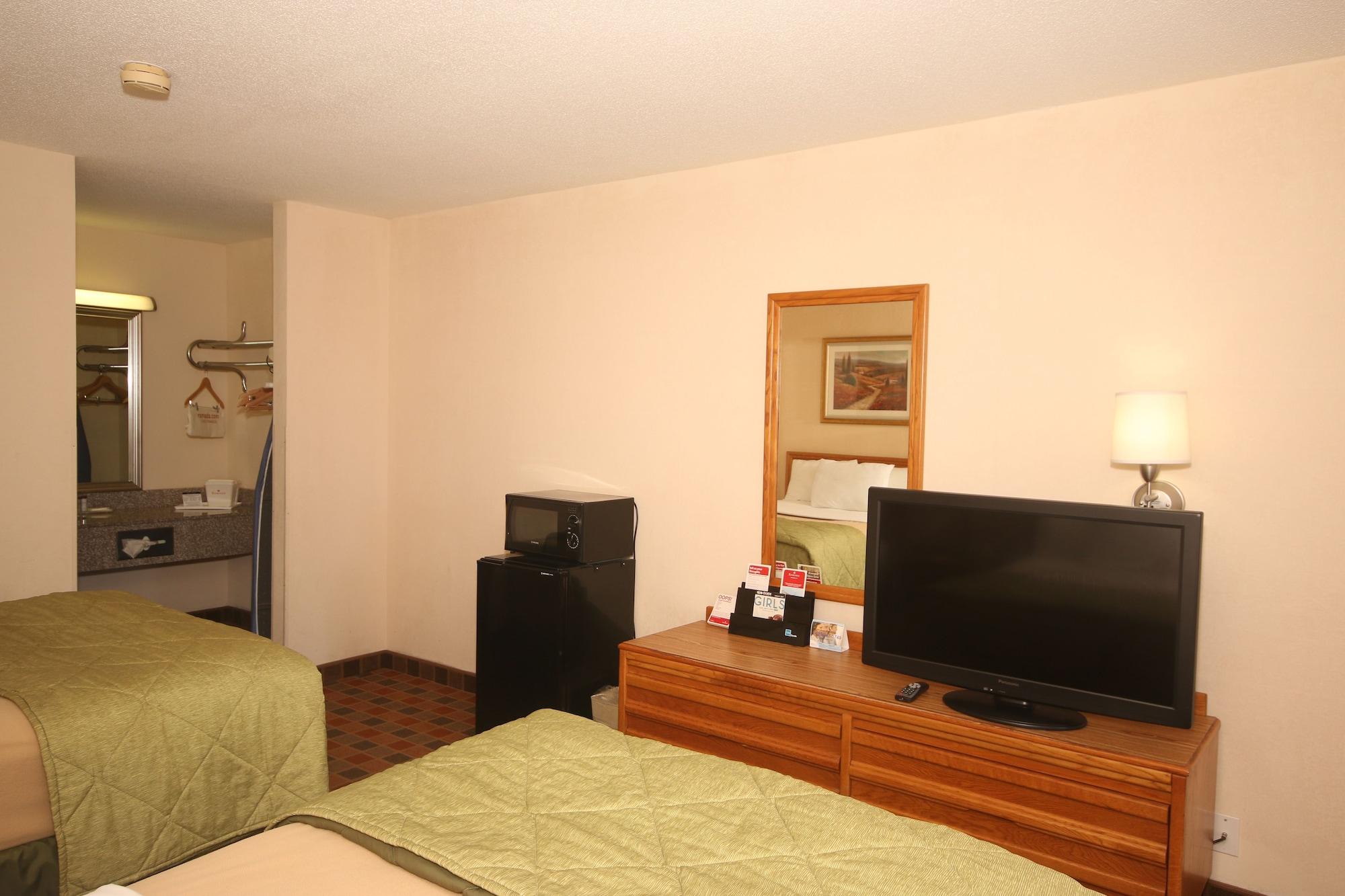 Ramada By Wyndham Wytheville Εξωτερικό φωτογραφία
